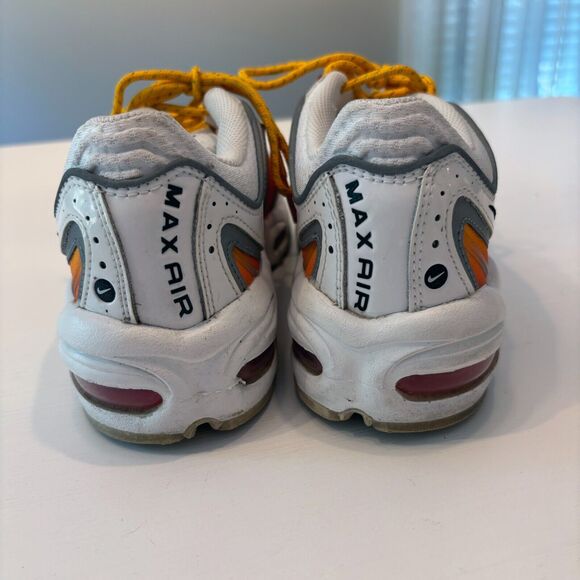 Nike Air Max Tailwind IV White University Gold 2019 Women’s Size 9 Running Shoes - Picture 6 of 9